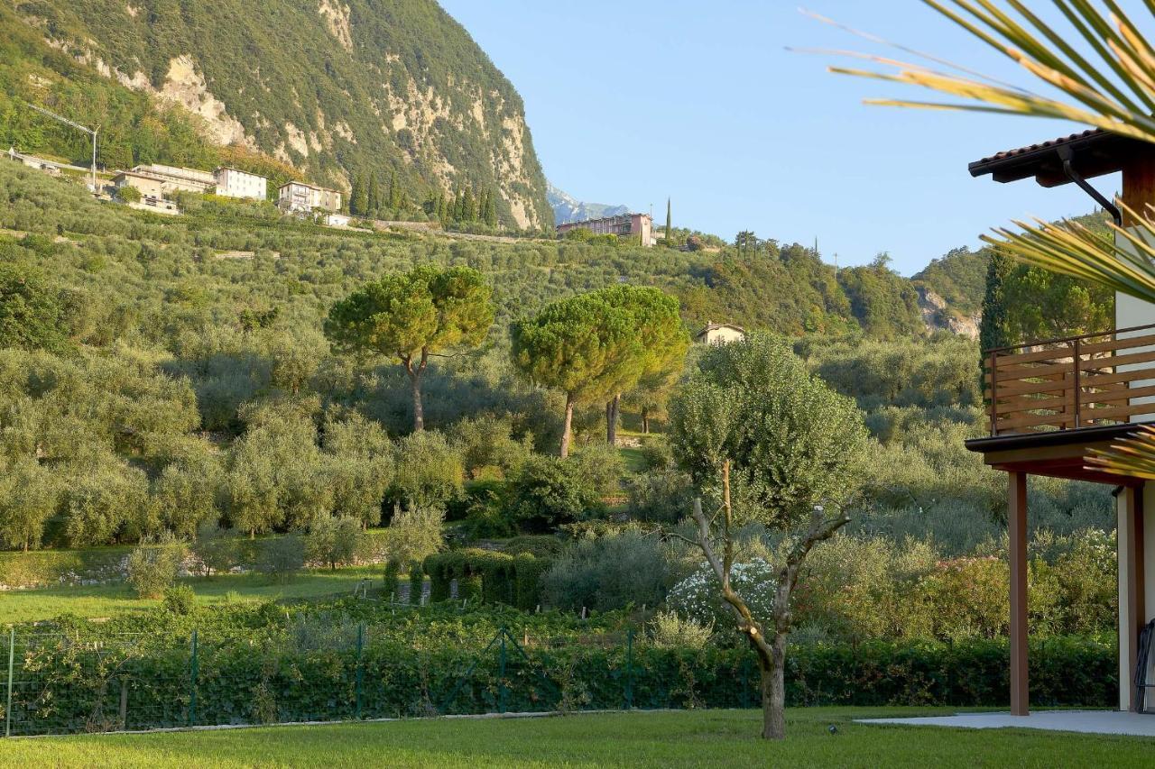 Agriturismo De Bas ริวาเดลการ์ดา ภายนอก รูปภาพ
