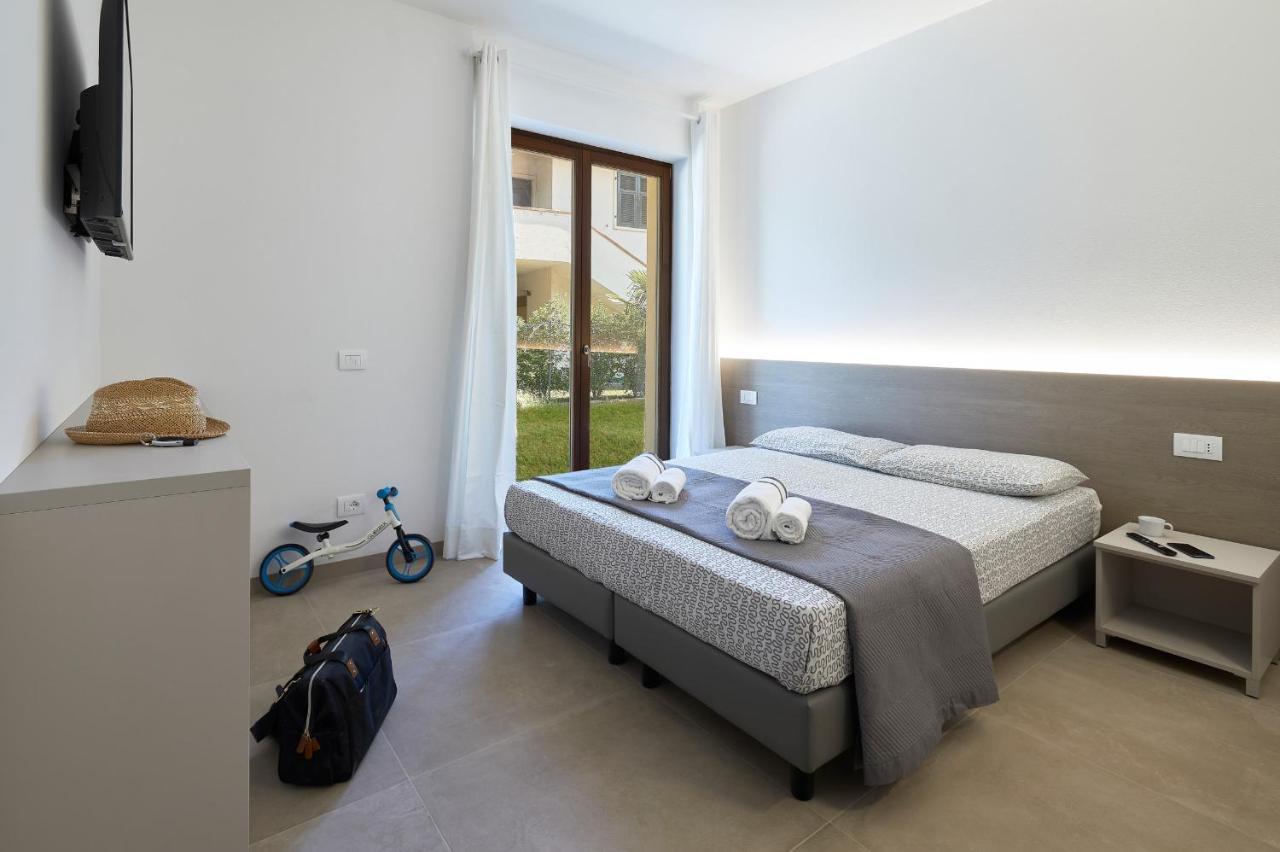 Agriturismo De Bas ริวาเดลการ์ดา ภายนอก รูปภาพ